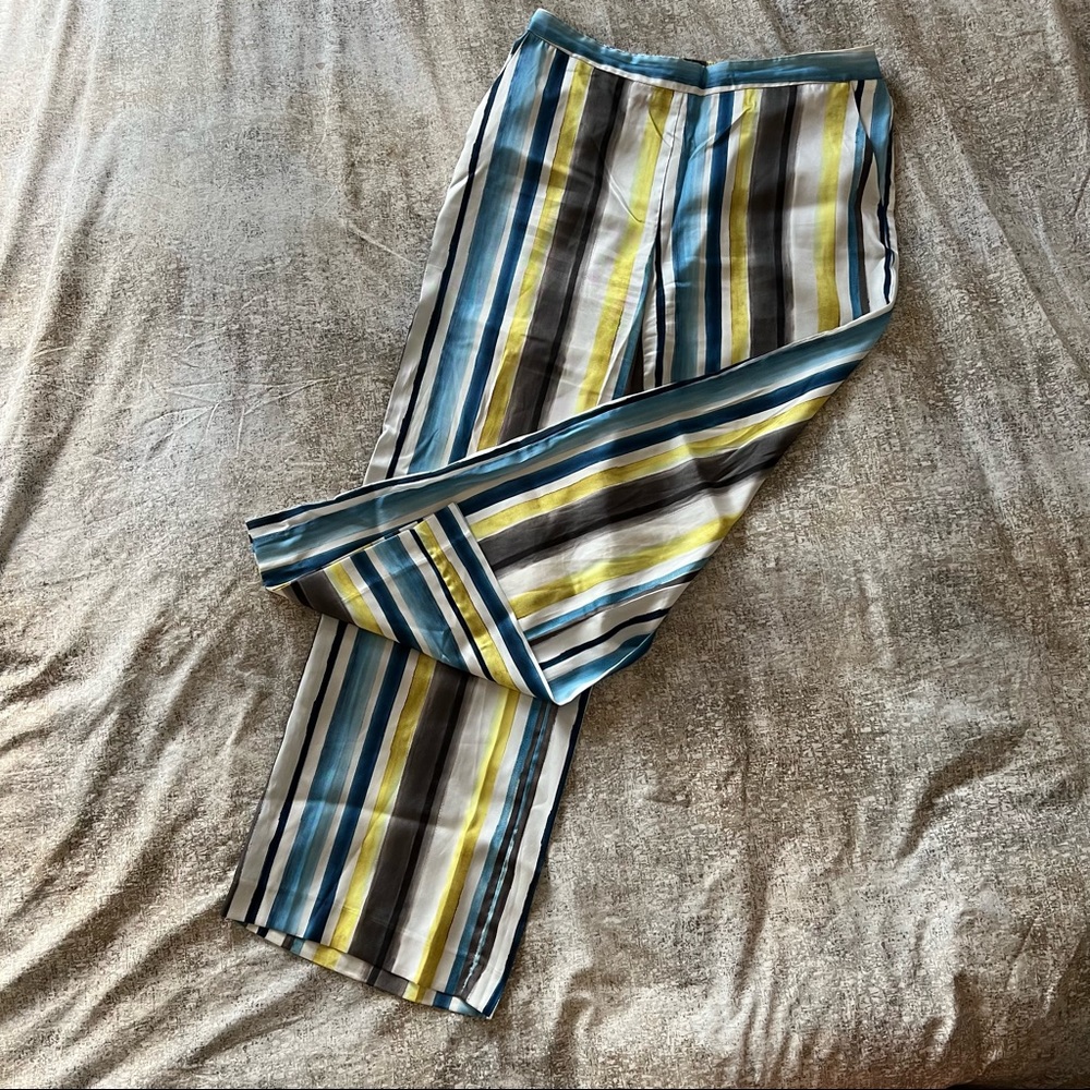 Zara Basic Flowy Stopped Pants - image 6